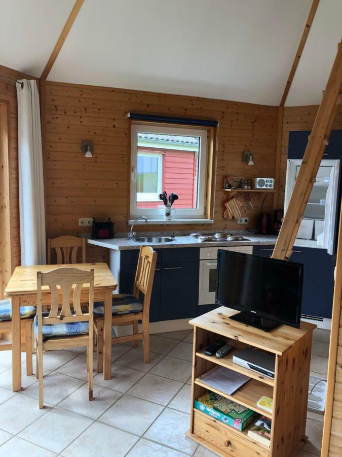 Ostseebungalow-Peters Бёргеренде-Ретвиш Экстерьер фото